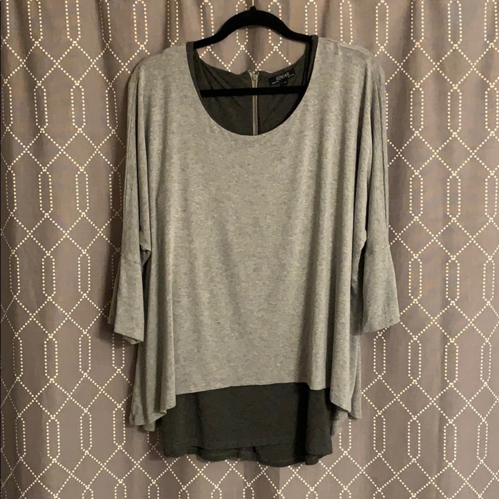 Renuar tummy hiding top